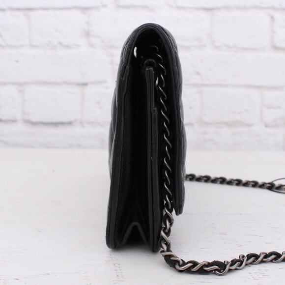 Chanel Wallet on Chain Black Lambskin Leather Purse A3960 - Picture 10 of 11